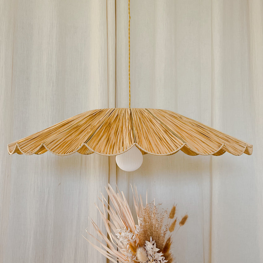 Suspension tissée en raphia Niki