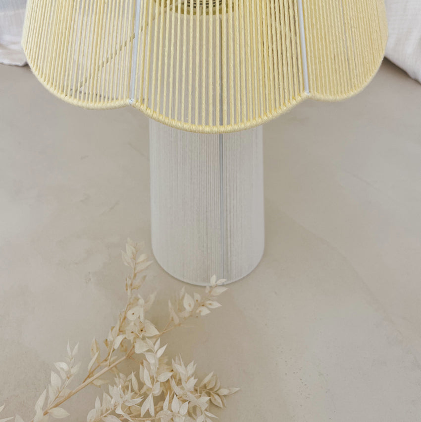 Lampe à poser tissée en coton Taro