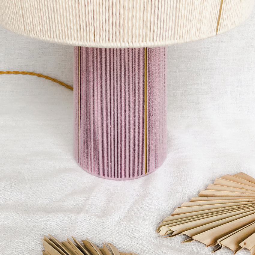 Lampe à poser tissée en coton Malia